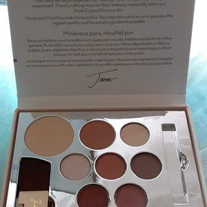 Jane Iredale Palette in "Light"